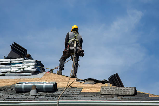 Professional Gutter Installation technician working in Stockton, IA